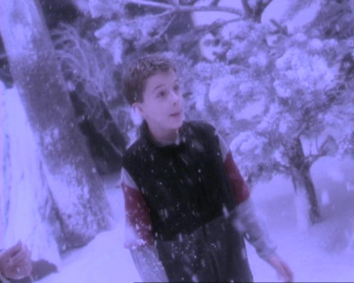 Charmed-Online-dot-310WeAllScreamForIceCream0943.jpg