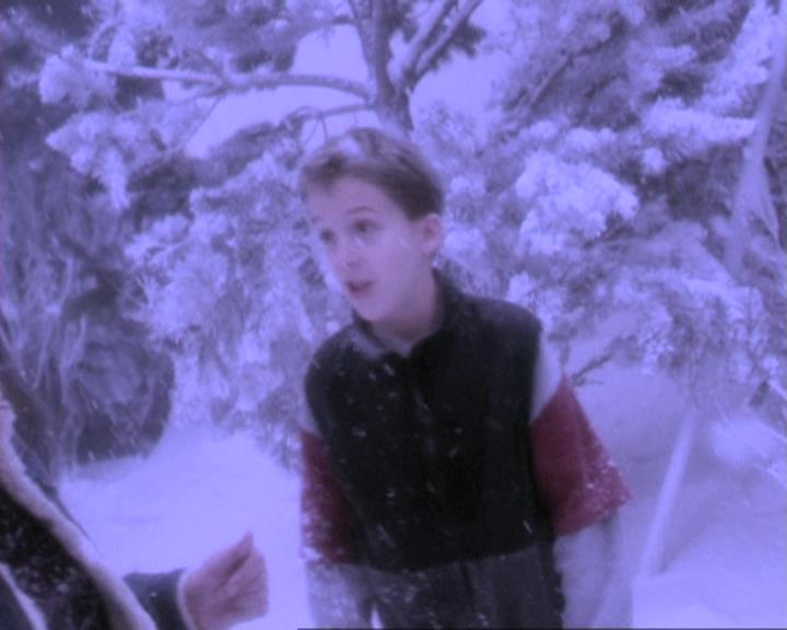 Charmed-Online-dot-310WeAllScreamForIceCream0945.jpg