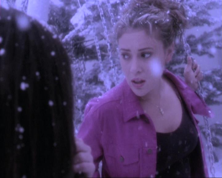 Charmed-Online-dot-310WeAllScreamForIceCream0973.jpg