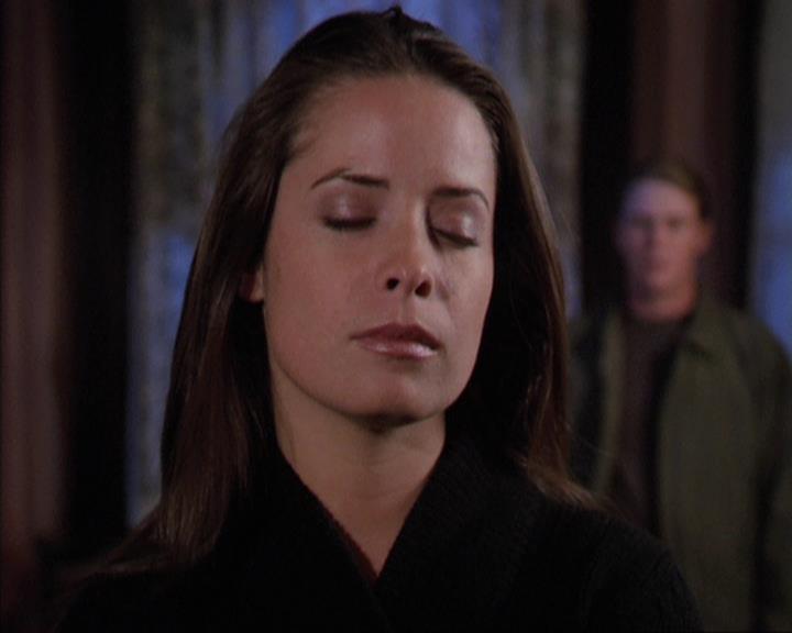 Charmed-Online-dot-310WeAllScreamForIceCream0992.jpg