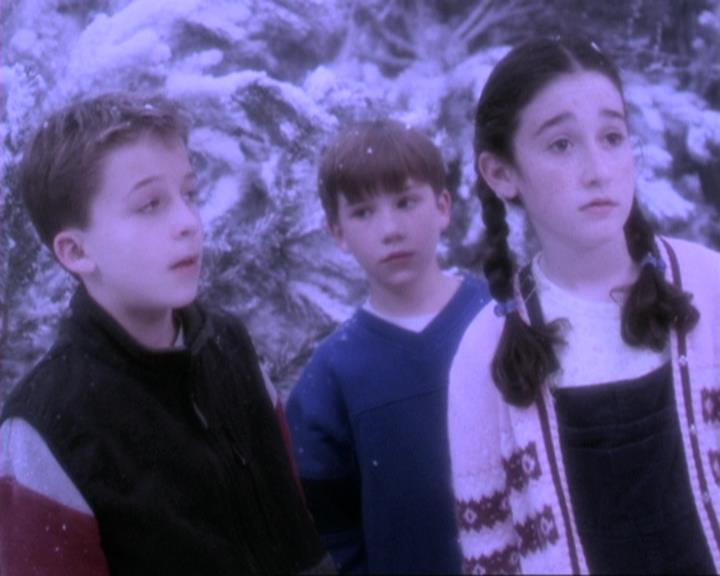 Charmed-Online-dot-310WeAllScreamForIceCream1037.jpg