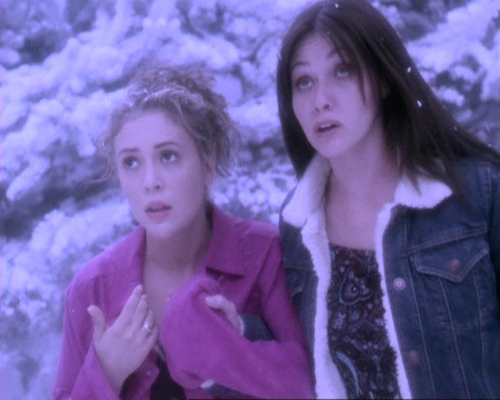 Charmed-Online-dot-310WeAllScreamForIceCream1072.jpg