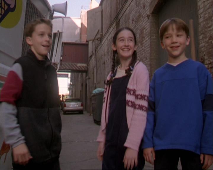 Charmed-Online-dot-310WeAllScreamForIceCream1131.jpg
