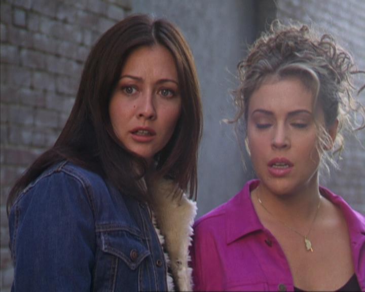 Charmed-Online-dot-310WeAllScreamForIceCream1133.jpg