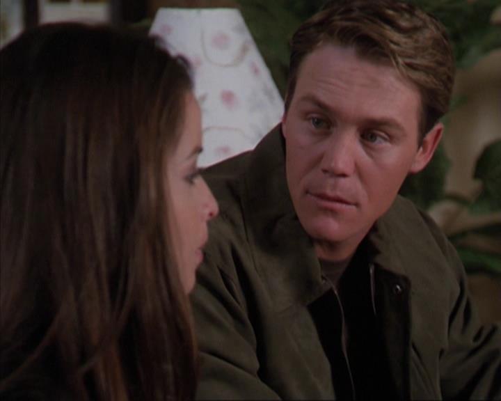 Charmed-Online-dot-310WeAllScreamForIceCream1144.jpg