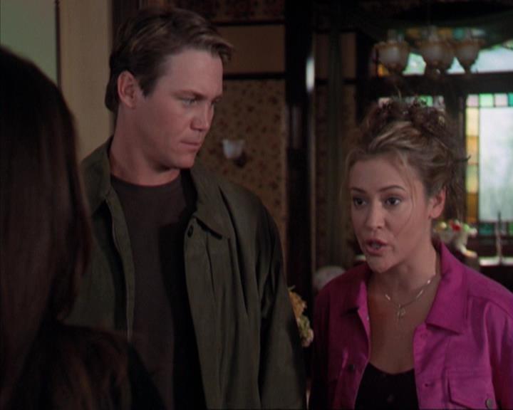 Charmed-Online-dot-310WeAllScreamForIceCream1175.jpg