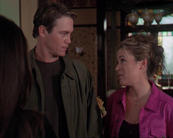 Charmed-Online-dot-310WeAllScreamForIceCream1177.jpg