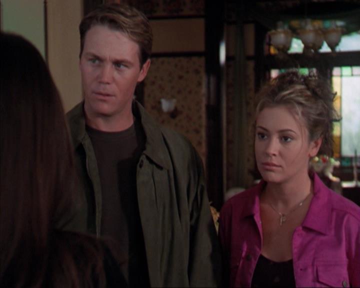 Charmed-Online-dot-310WeAllScreamForIceCream1181.jpg