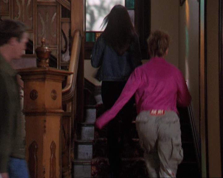 Charmed-Online-dot-310WeAllScreamForIceCream1186.jpg