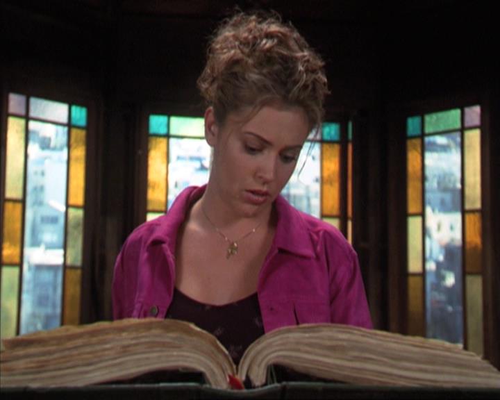 Charmed-Online-dot-310WeAllScreamForIceCream1245.jpg