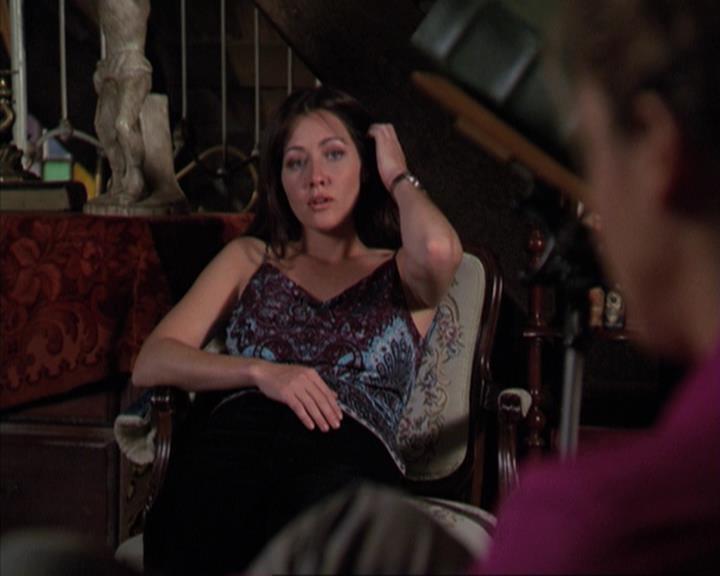 Charmed-Online-dot-310WeAllScreamForIceCream1265.jpg