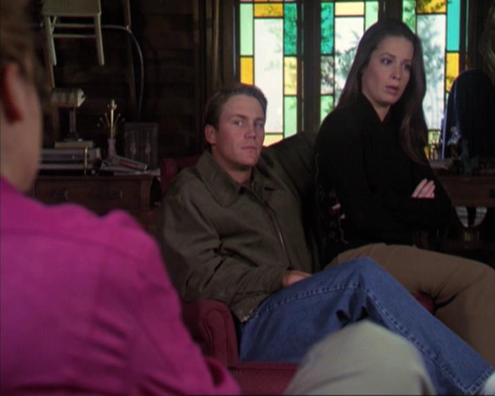 Charmed-Online-dot-310WeAllScreamForIceCream1266.jpg