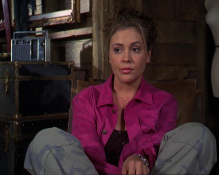 Charmed-Online-dot-310WeAllScreamForIceCream1268.jpg