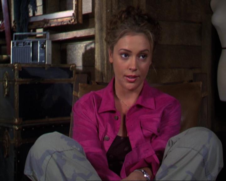 Charmed-Online-dot-310WeAllScreamForIceCream1274.jpg