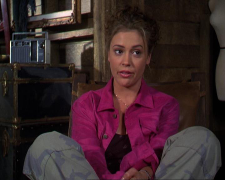 Charmed-Online-dot-310WeAllScreamForIceCream1278.jpg