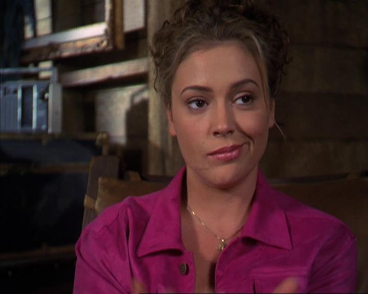 Charmed-Online-dot-310WeAllScreamForIceCream1311.jpg