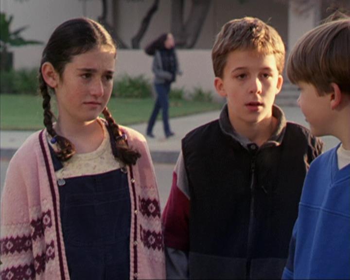 Charmed-Online-dot-310WeAllScreamForIceCream1344.jpg
