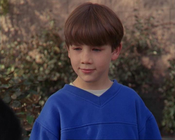 Charmed-Online-dot-310WeAllScreamForIceCream1345.jpg