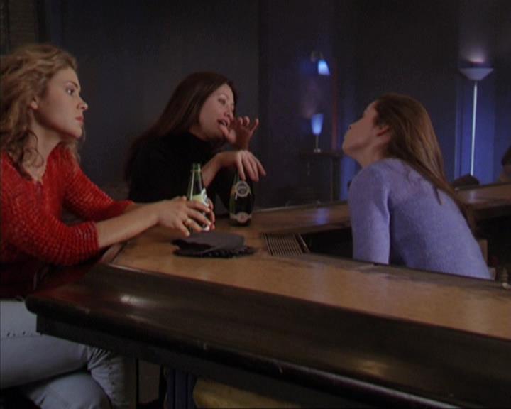 Charmed-Online-dot-310WeAllScreamForIceCream1410.jpg