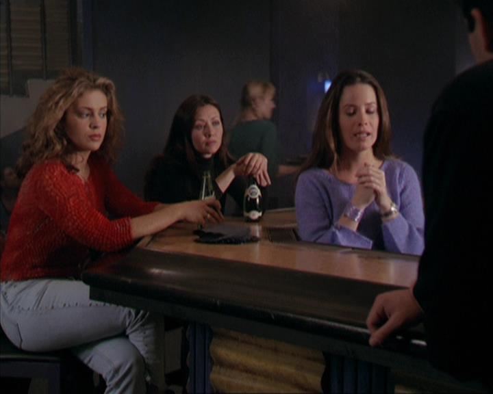 Charmed-Online-dot-310WeAllScreamForIceCream1432.jpg