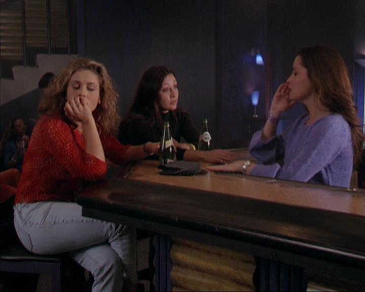Charmed-Online-dot-310WeAllScreamForIceCream1455.jpg