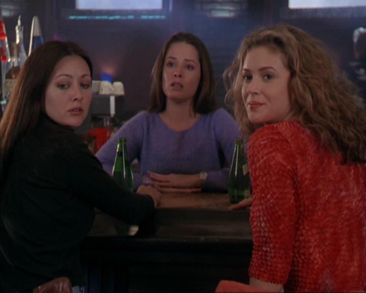 Charmed-Online-dot-310WeAllScreamForIceCream1466.jpg