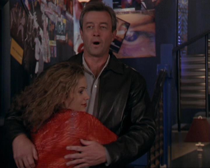 Charmed-Online-dot-310WeAllScreamForIceCream1478.jpg
