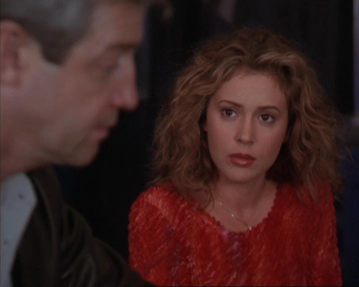 Charmed-Online-dot-310WeAllScreamForIceCream1534.jpg