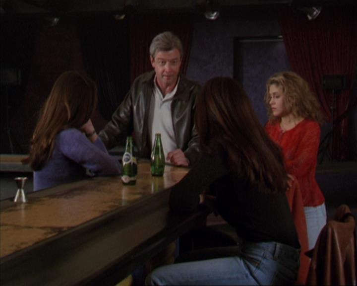 Charmed-Online-dot-310WeAllScreamForIceCream1623.jpg