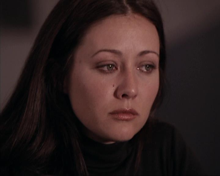 Charmed-Online-dot-310WeAllScreamForIceCream1643.jpg
