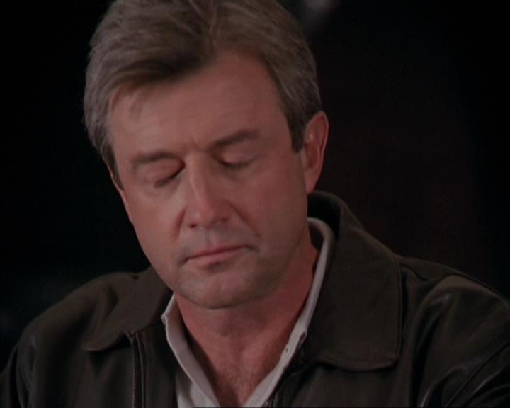 Charmed-Online-dot-310WeAllScreamForIceCream1646.jpg