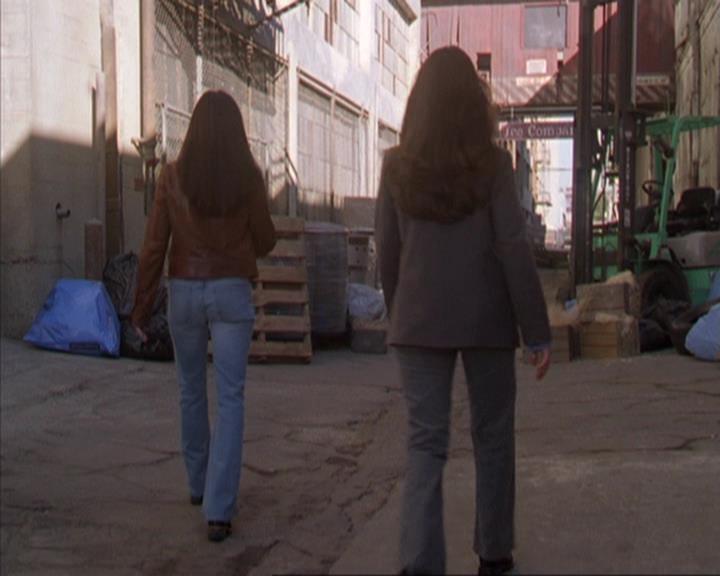 Charmed-Online-dot-310WeAllScreamForIceCream1692.jpg