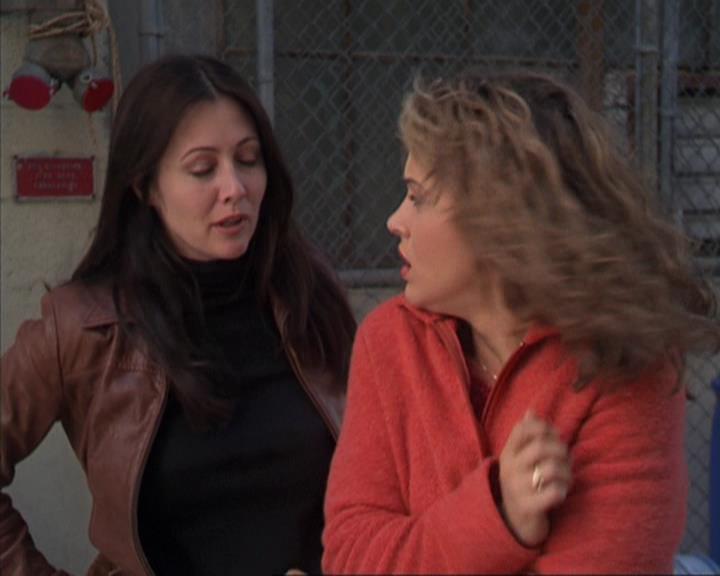 Charmed-Online-dot-310WeAllScreamForIceCream1720.jpg