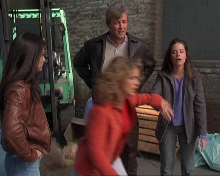 Charmed-Online-dot-310WeAllScreamForIceCream1722.jpg