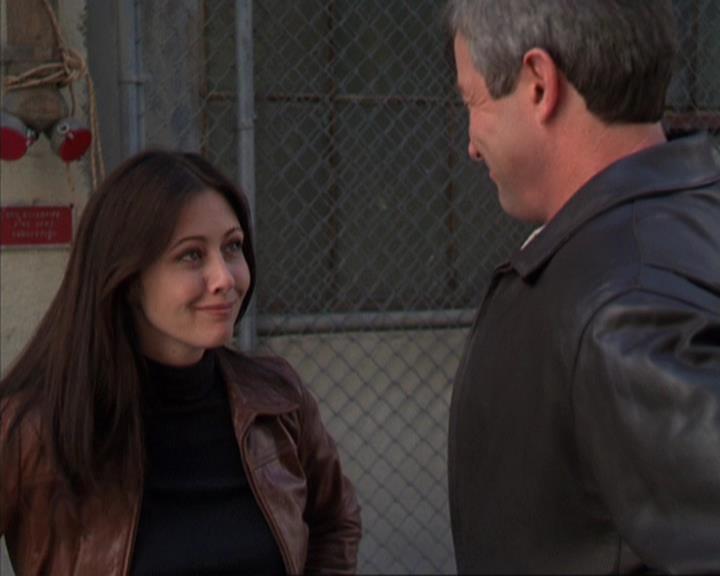 Charmed-Online-dot-310WeAllScreamForIceCream1740.jpg