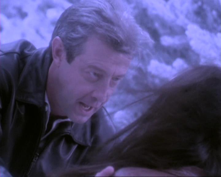 Charmed-Online-dot-310WeAllScreamForIceCream1904.jpg