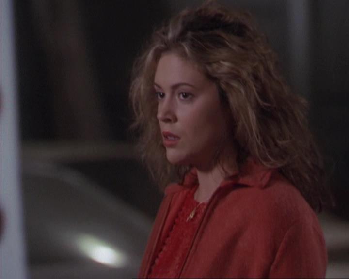 Charmed-Online-dot-310WeAllScreamForIceCream2061.jpg