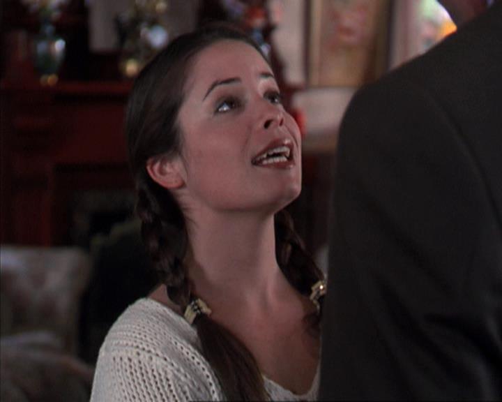 Charmed-Online-dot-310WeAllScreamForIceCream2251.jpg