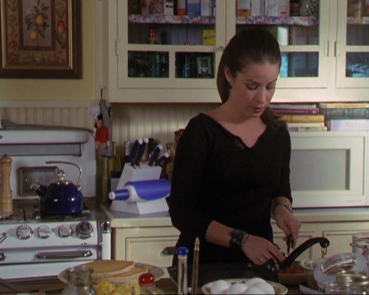 Charmed-Online-dot-311BlindedByTheWhitelighter0050.jpg Charmed-Online-dot-311BlindedByTheWhitelighter0050.jpg