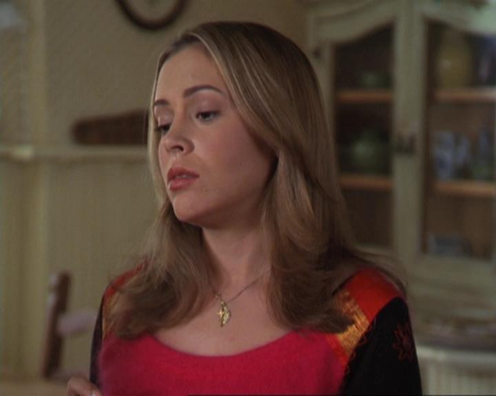 Charmed-Online-dot-311BlindedByTheWhitelighter0111.jpg Charmed-Online-dot-311BlindedByTheWhitelighter0111.jpg