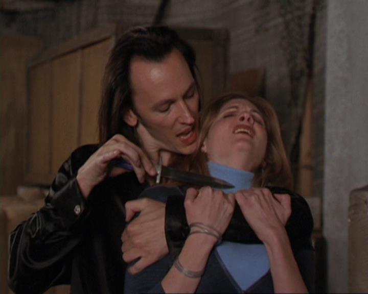 Charmed-Online-dot-311BlindedByTheWhitelighter0179.jpg