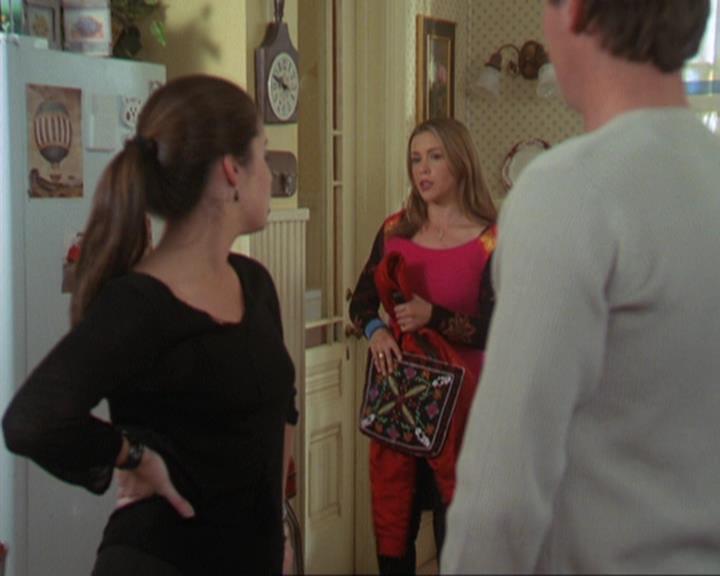 Charmed-Online-dot-311BlindedByTheWhitelighter0750.jpg Charmed-Online-dot-311BlindedByTheWhitelighter0750.jpg