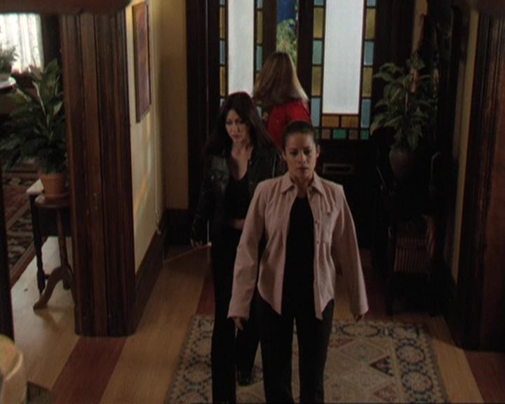 Charmed-Online-dot-311BlindedByTheWhitelighter0963.jpg Charmed-Online-dot-311BlindedByTheWhitelighter0963.jpg