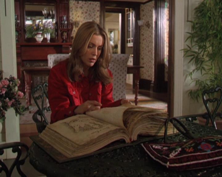 Charmed-Online-dot-311BlindedByTheWhitelighter1056.jpg