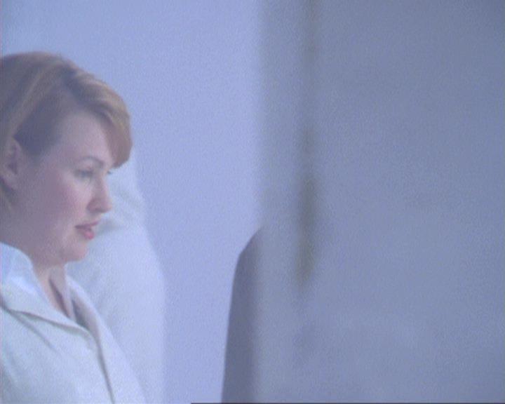 Charmed-Online-dot-311BlindedByTheWhitelighter1111.jpg Charmed-Online-dot-311BlindedByTheWhitelighter1111.jpg