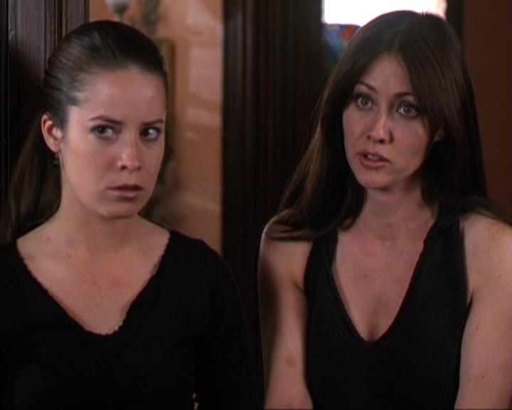 Charmed-Online-dot-311BlindedByTheWhitelighter1347.jpg