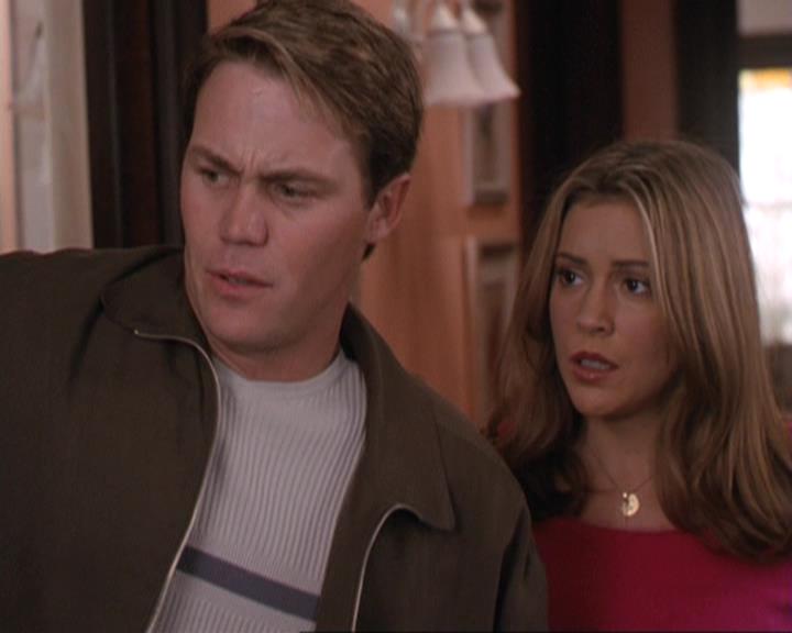 Charmed-Online-dot-311BlindedByTheWhitelighter1377.jpg Charmed-Online-dot-311BlindedByTheWhitelighter1377.jpg