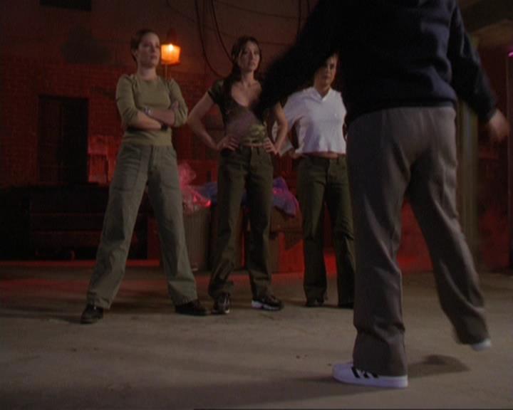 Charmed-Online-dot-311BlindedByTheWhitelighter1648.jpg