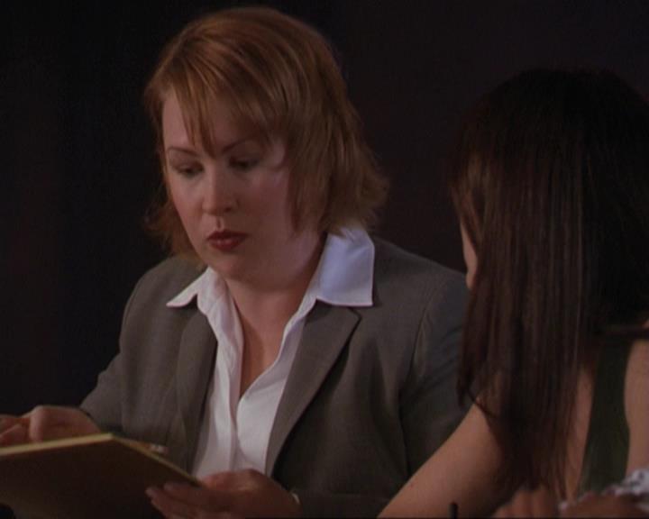 Charmed-Online-dot-311BlindedByTheWhitelighter1803.jpg