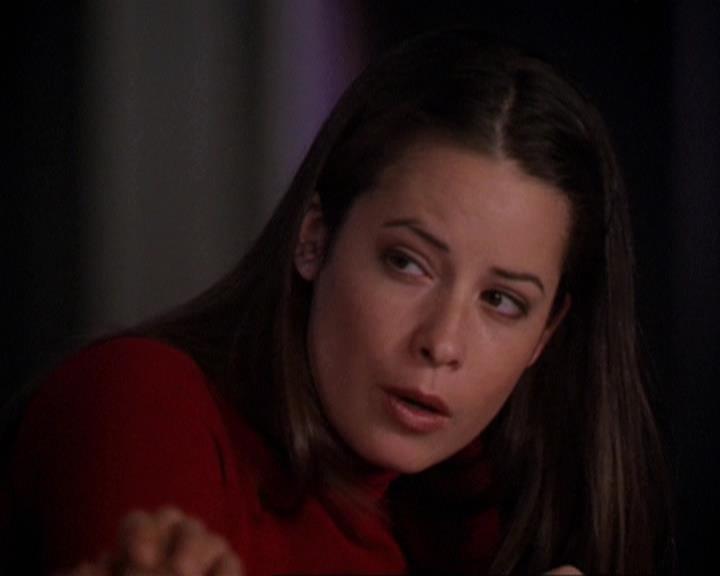 Charmed-Online-dot-311BlindedByTheWhitelighter1807.jpg Charmed-Online-dot-311BlindedByTheWhitelighter1807.jpg